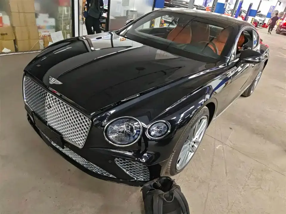 Bentley Continental 4.0T GT V8 2023