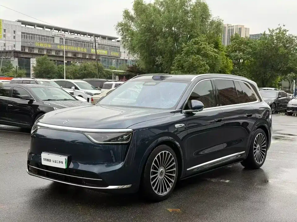 AITO Wenjie AITO M8 Model Extended Range Ultra Edition 53.4kWh 5-Seater 2025