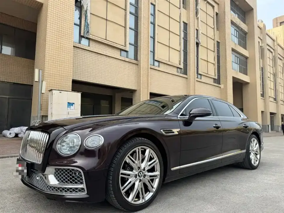 Bentley Flying Spur 4.0T V8 Standard Edition 2024