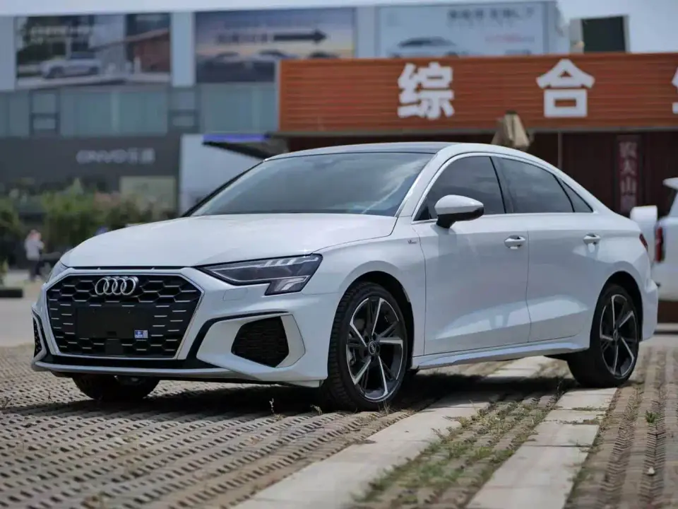 Audi A3 A3L Limousine 35 TFSI Style Sport 2022