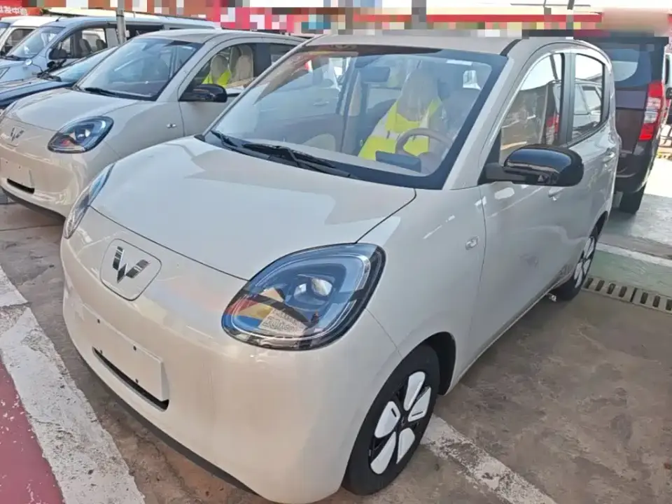 Wuling Motors Hongguang MINIEV 4-Door Advanced 2026