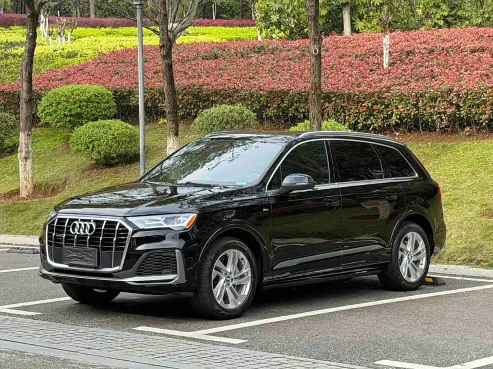 Audi Q7 55 TFSI quattro S line Sport 2021