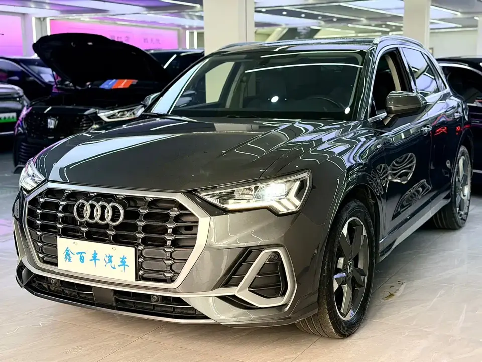 Audi Q3 35 TFSI Fashion Dynamic (1.4T) 2023