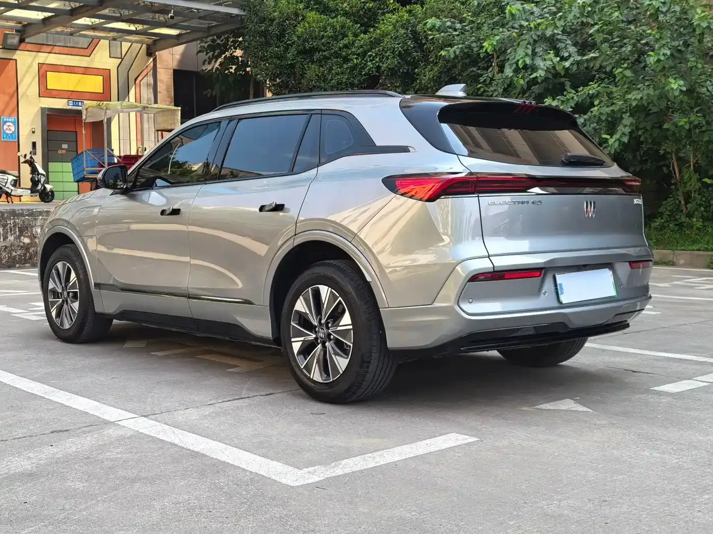 Buick E5 Pioneer Pro Edition 2025 — фото 17