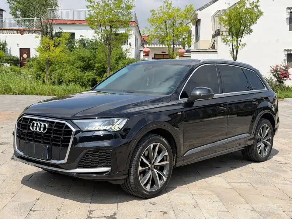 Audi Q7 55 TFSI quattro S line Sport 2021