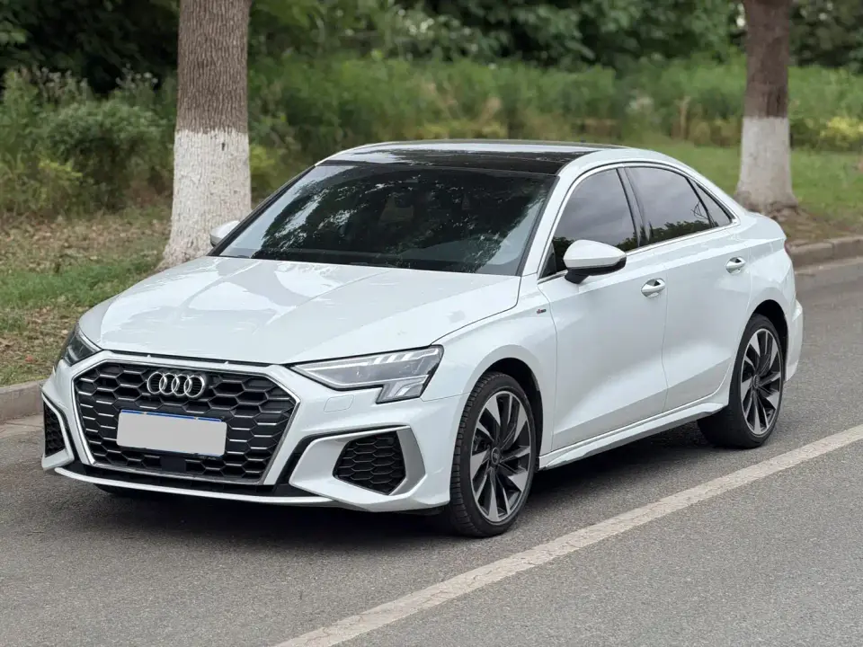 Audi A3 A3L Limousine 35 TFSI Style Elegance 2022