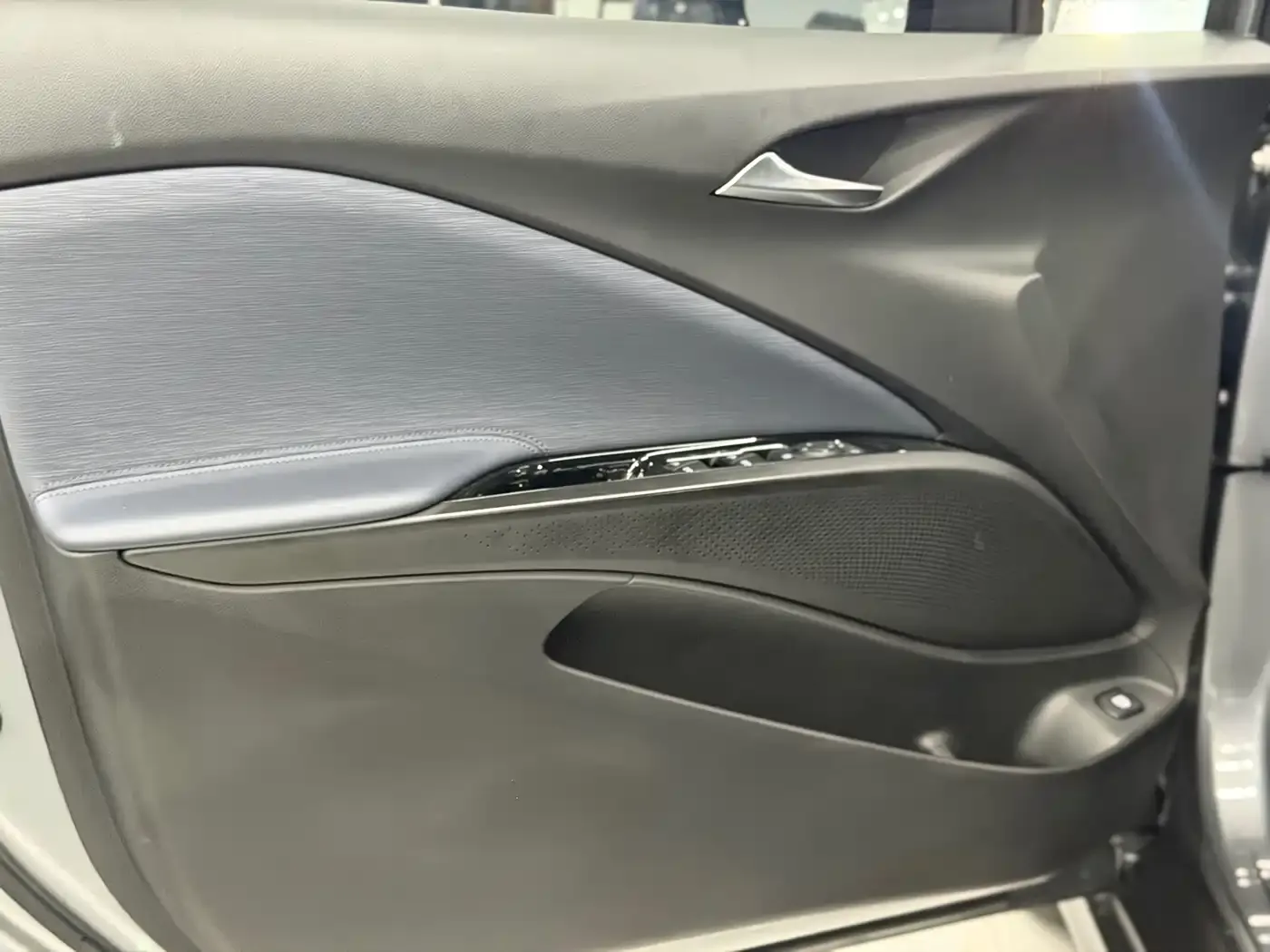 Buick Velite 6 Plug-in Hybrid Connected Smart Edition 2021 — фото 14