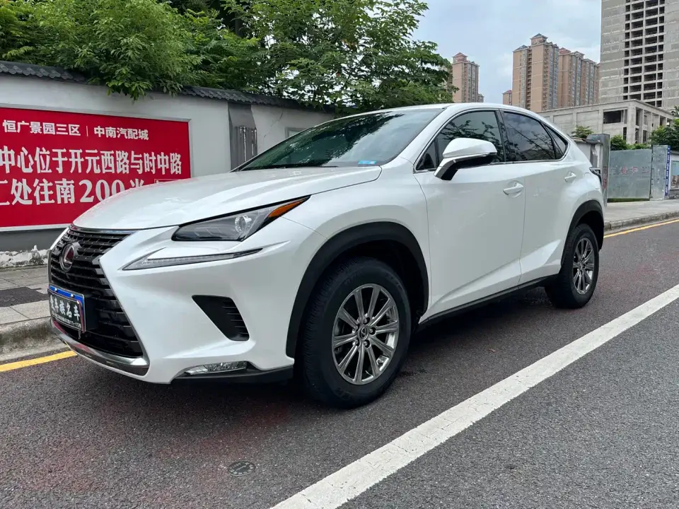 Lexus NX 200 FWD Sharp Edition China VI 2021