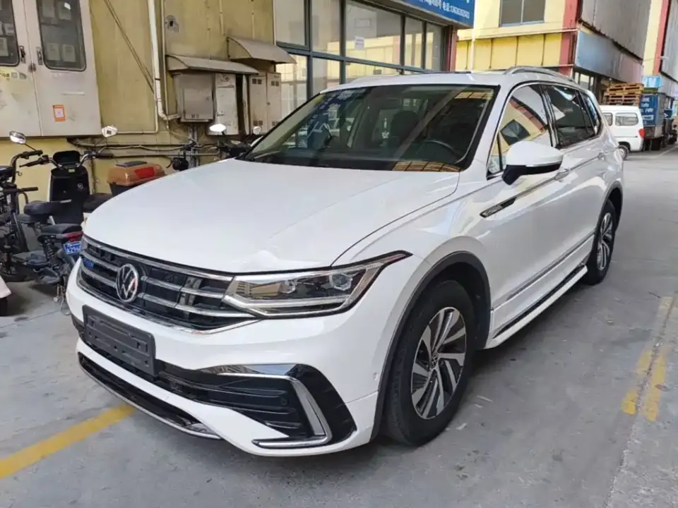 Volkswagen Tiguan L PHEV 430PHEV Plug-in Hybrid Premium 2022