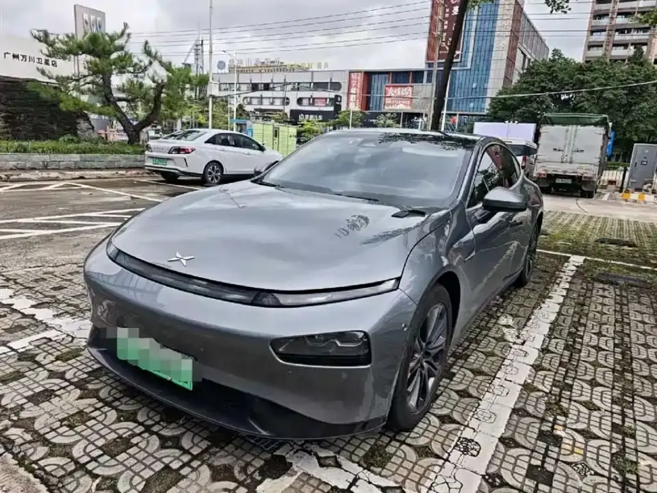 XPeng P7 Model 670N+ 2022