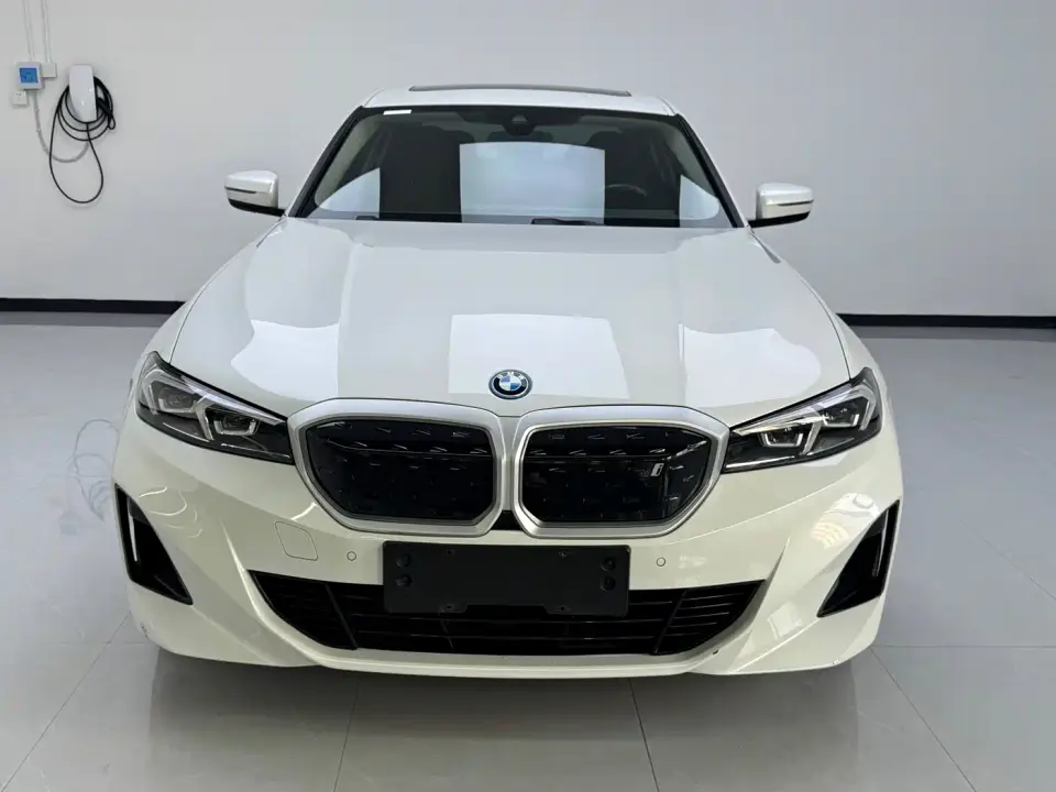 BMW i3 eDrive 35 L 2023
