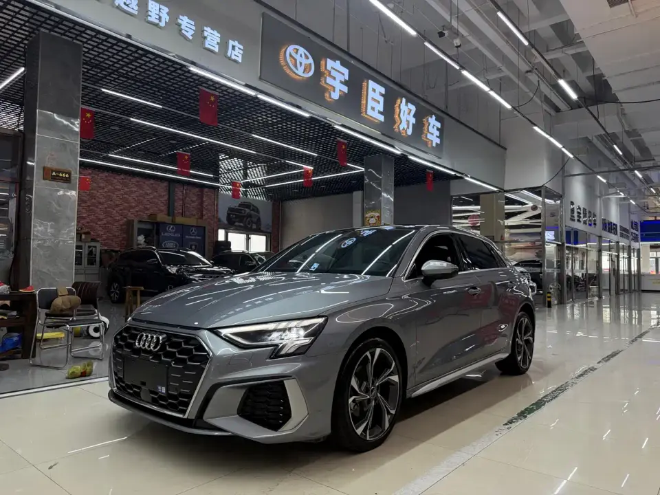 Audi A3 Facelift Sportback 35 TFSI Fashion Sport 2023