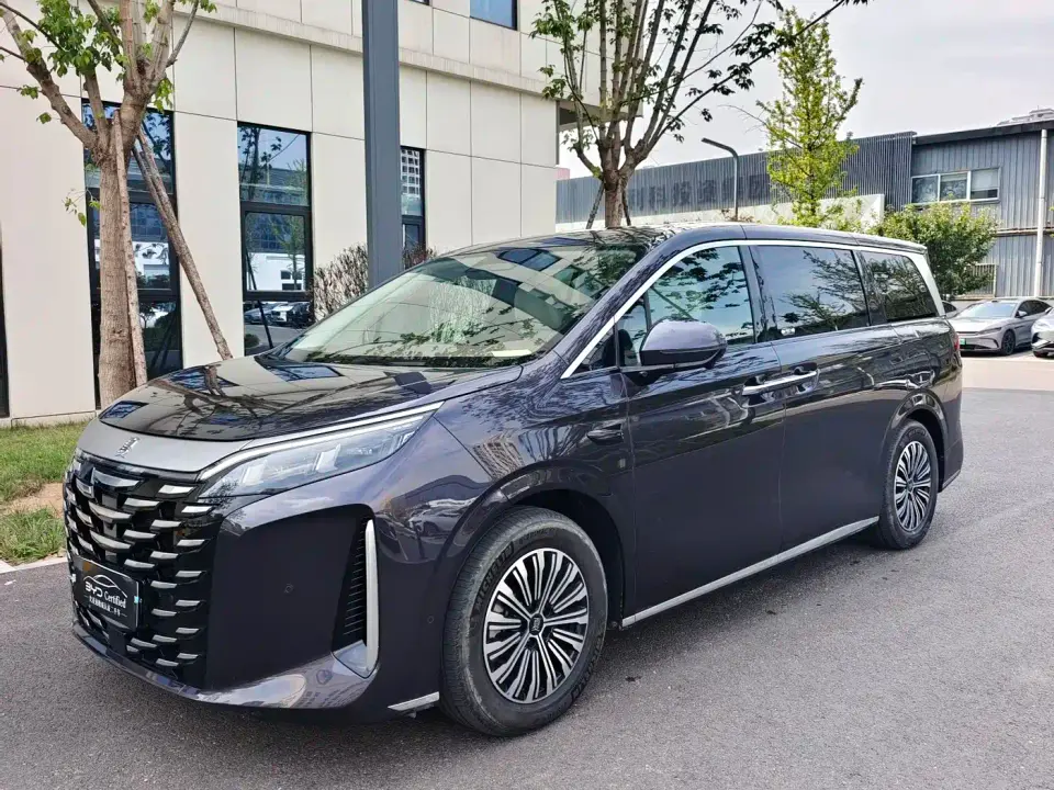 BYD Xia DM-i 1.5T 180km Excellence 2025