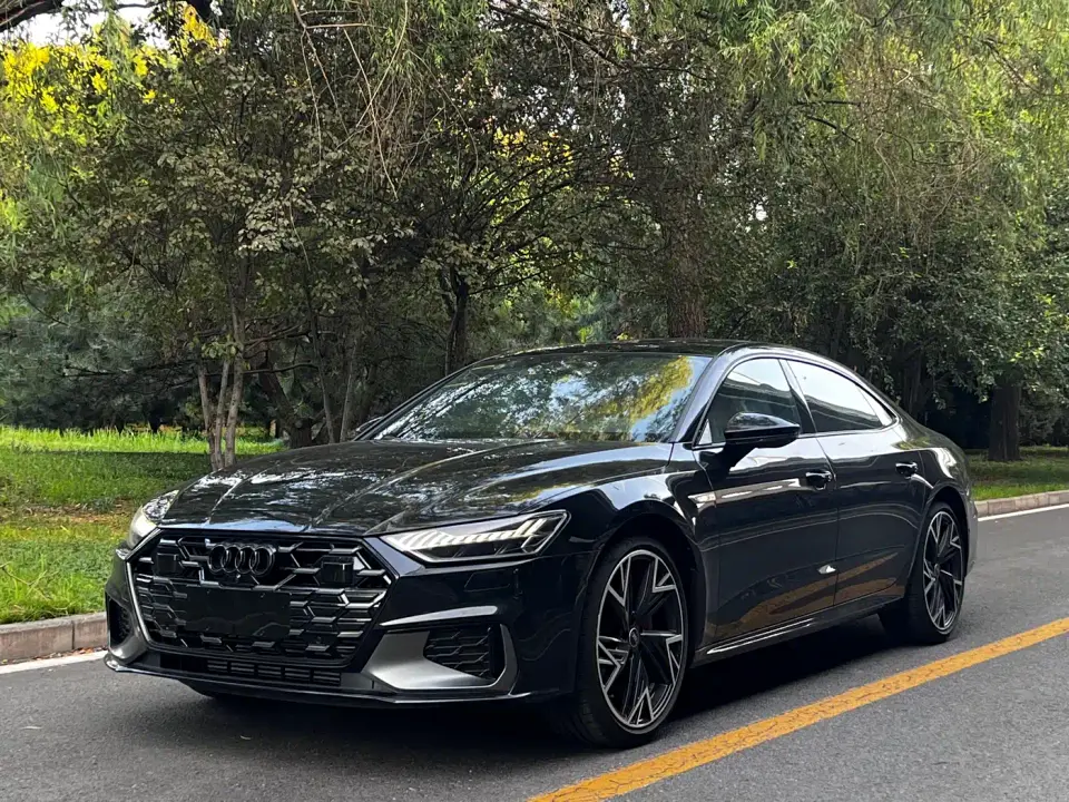 Audi A7L 45 TFSI quattro Black Warrior Edition 2026