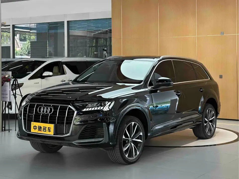 Audi Q7 55 TFSI quattro S line Sport 2023