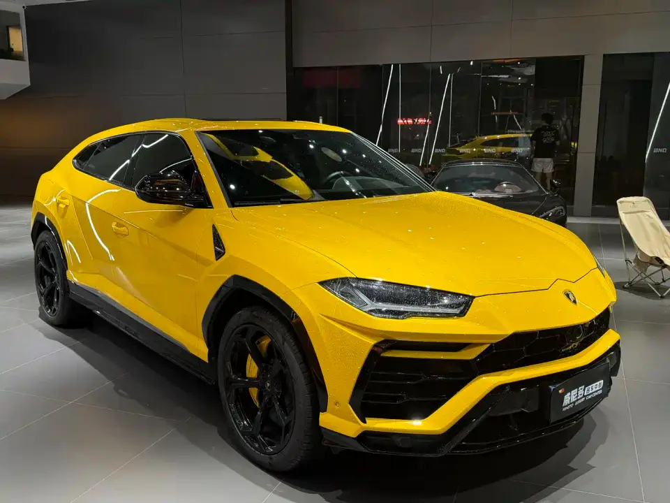 Lamborghini Urus 4.0T V8 2020