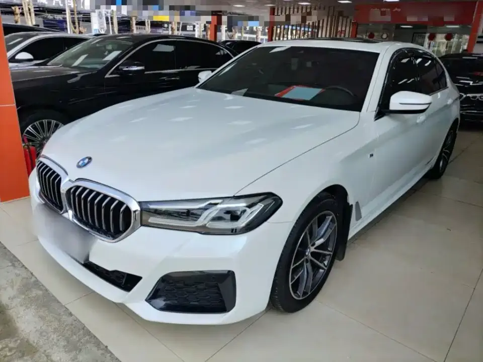 BMW 5 Series 525Li M Sport Package 2021