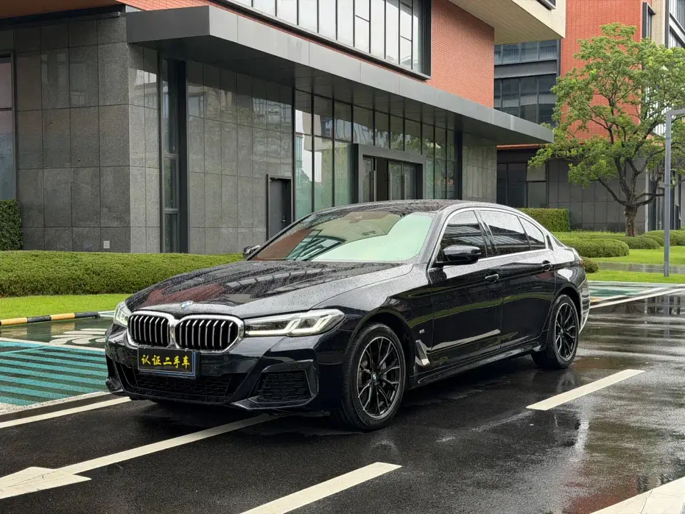 BMW 5 Series Facelift 530Li Leading M Sport Package 2022