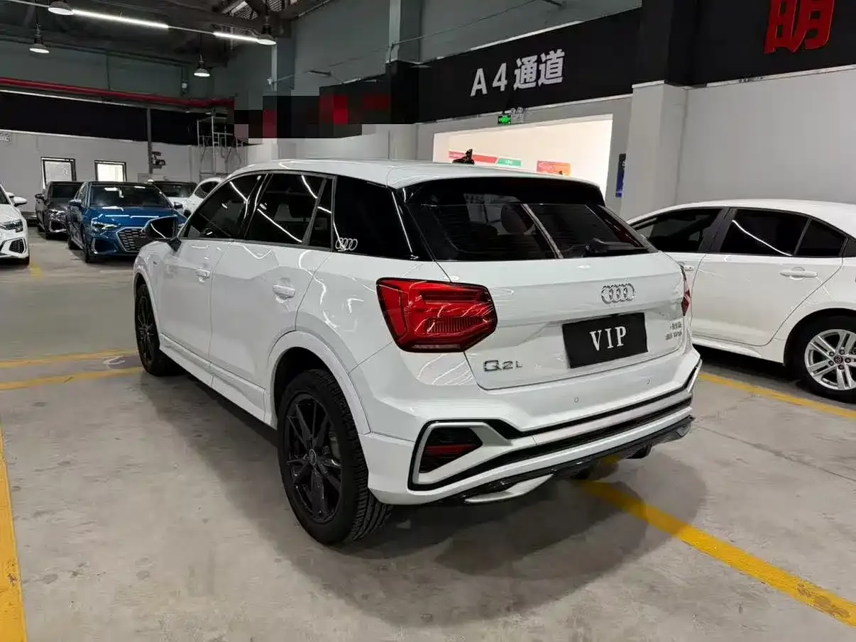 Audi Q2L 35 TFSI Progressive Dynamic 2023 — фото 7