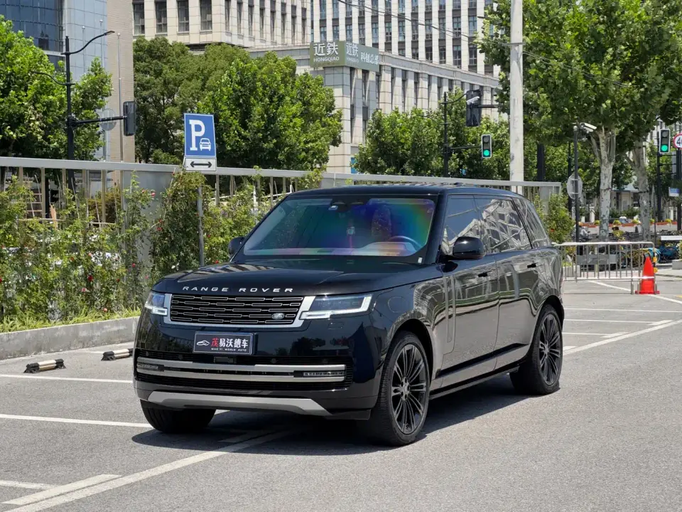 Land Rover Range Rover 3.0 L6 400PS Flourishing Era Extended Wheelbase 2025
