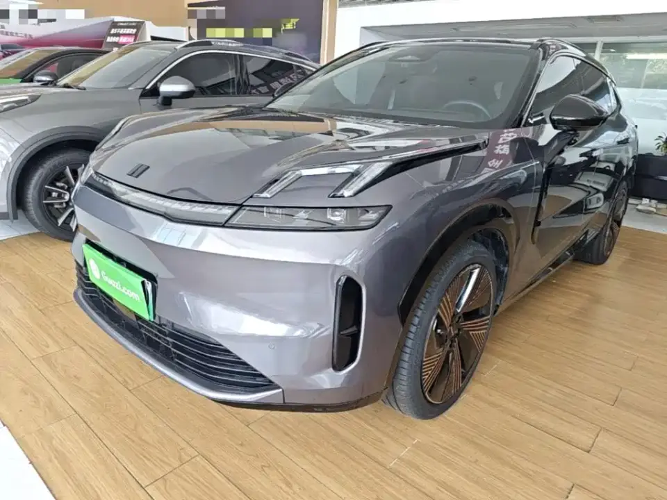 Lynk & Co 08 EM-P 220km 4WD Performance Halo 2024
