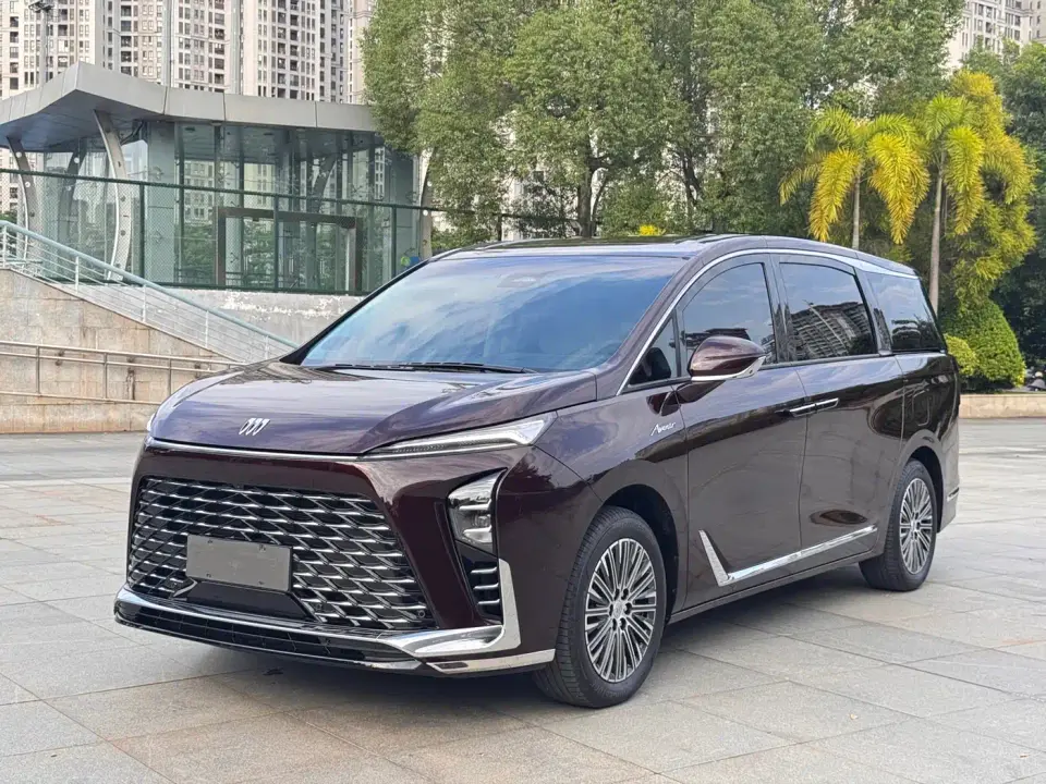 Buick GL8 New Energy Landglory Premium Edition 7-Seater 2024