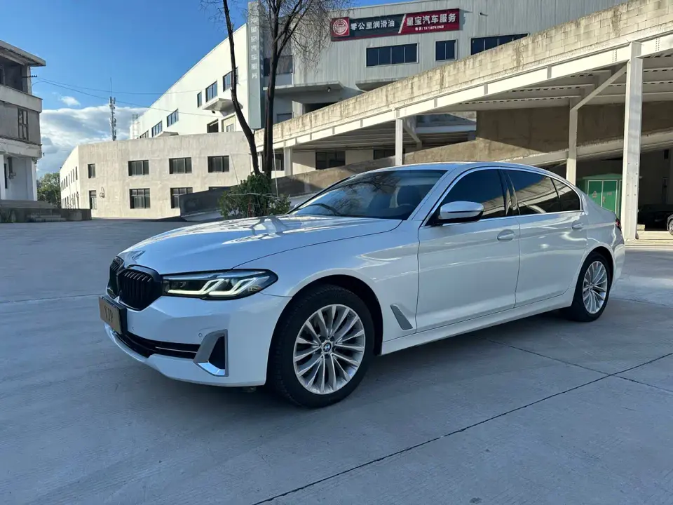 BMW 5 Series 525Li M Sport Package 2022