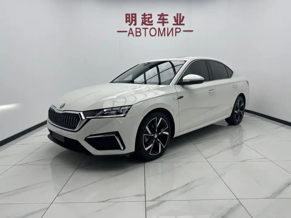 Skoda Octavia PRO TSI280 Premium Edition 2023