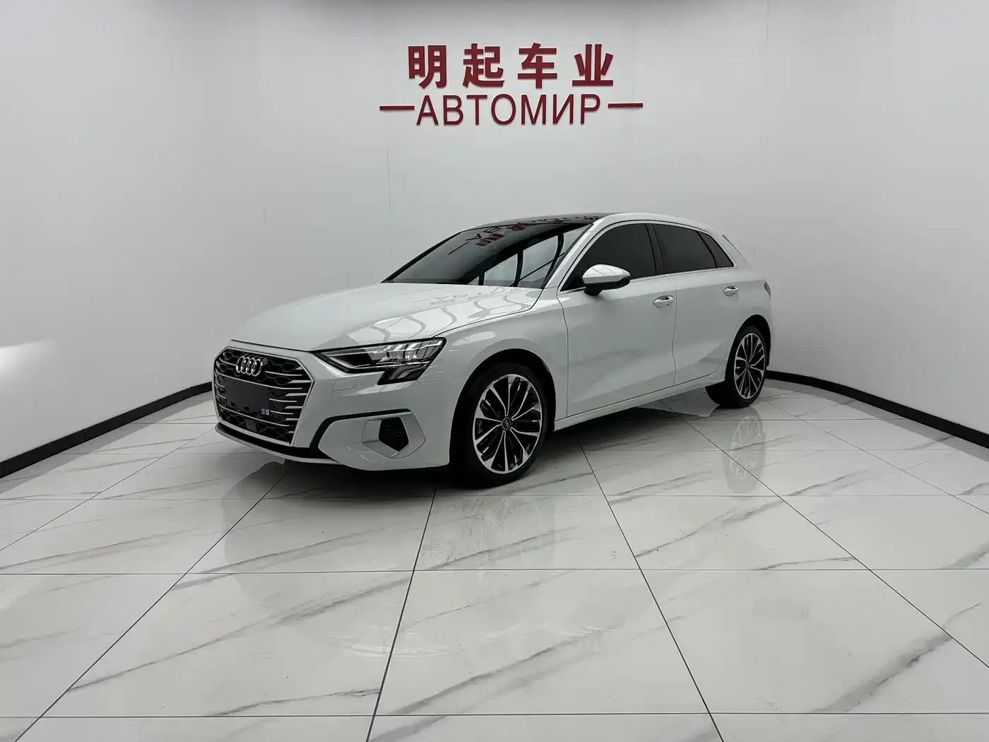 Audi A3 Model Sportback 35 TFSI Luxury Elegance 2023