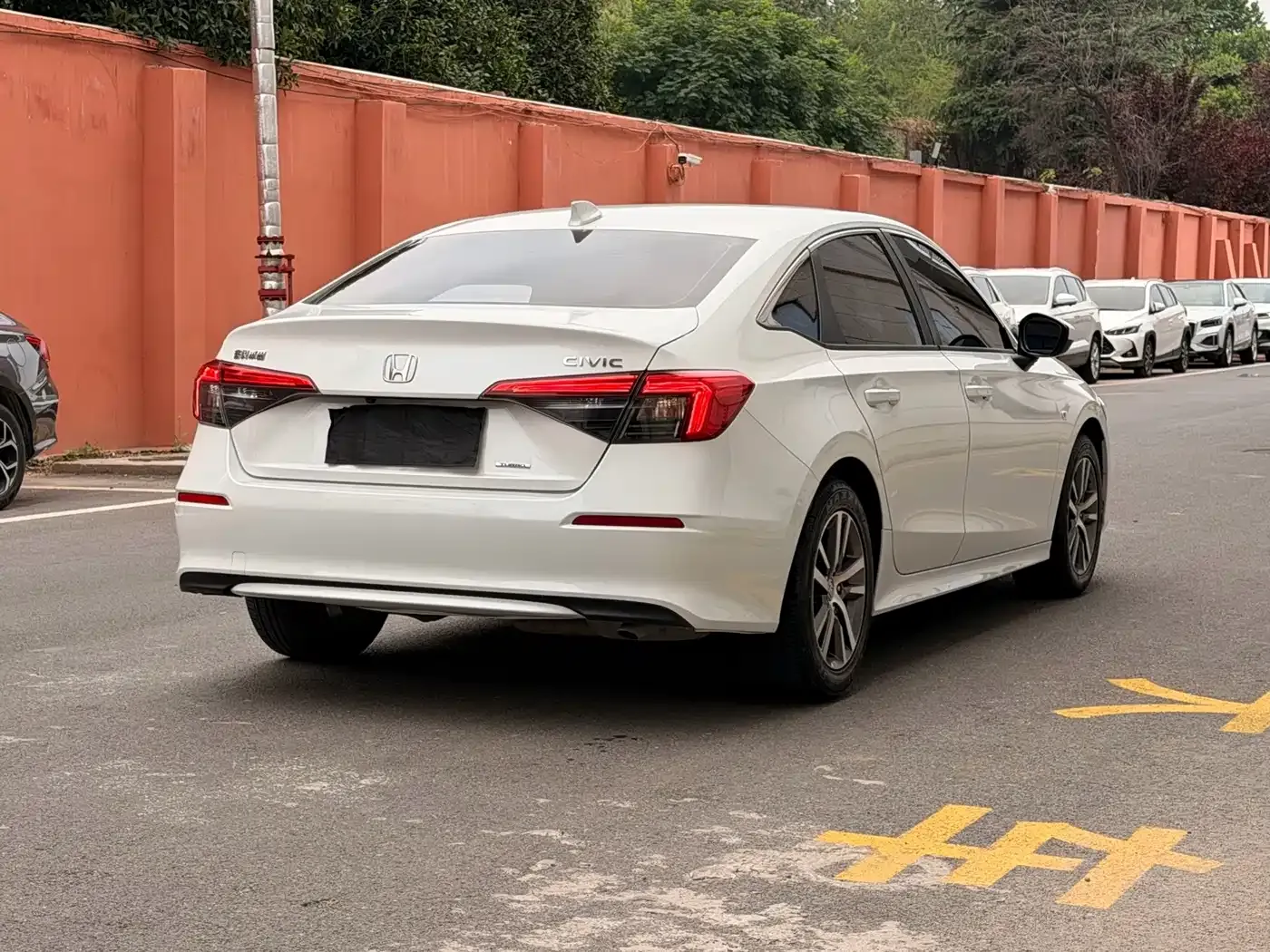 Honda Civic 180TURBO CVT Premium Edition 2024 — фото 5