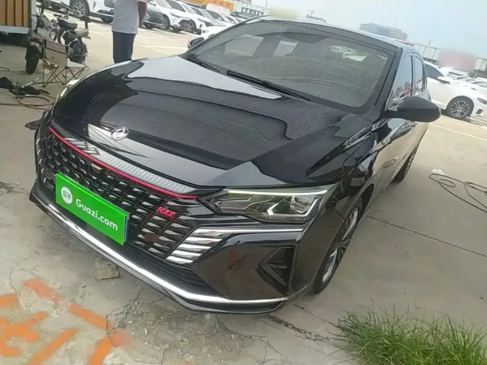 Dongfeng Aeolus Yixuan MAX 1.5T Trendy Dad Edition 2022