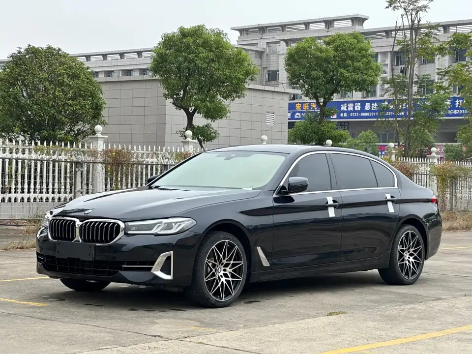 BMW 5 Series 530Li Leading Luxury Package 2023
