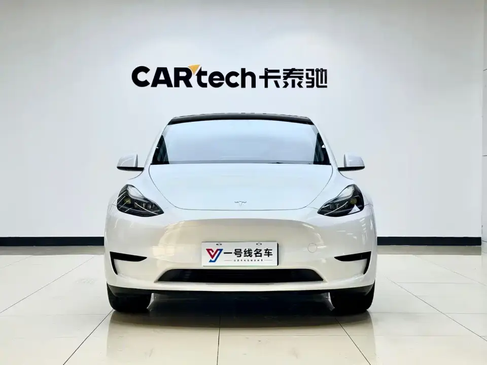 Tesla Model Y Facelift Rear-Wheel Drive Version 2023