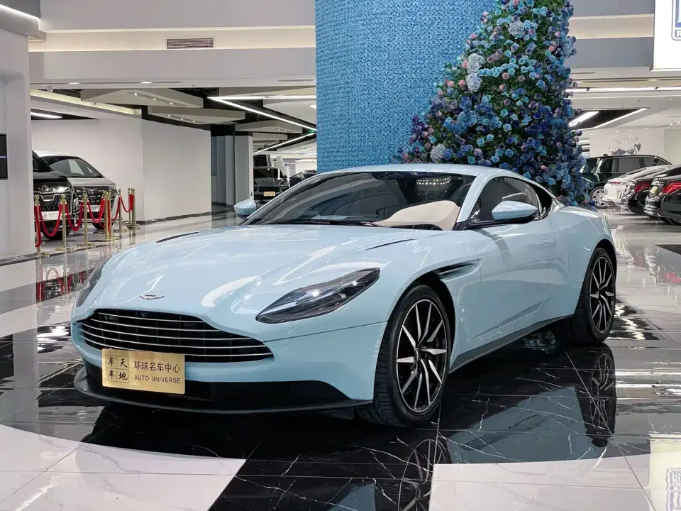 Aston Martin DB11 Model 4.0T V8 Coupe 2019