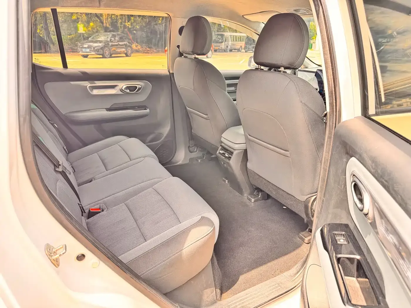 Aion Y Plus 510 Executive Enjoyment Edition 58.9kWh 2025 — фото 8