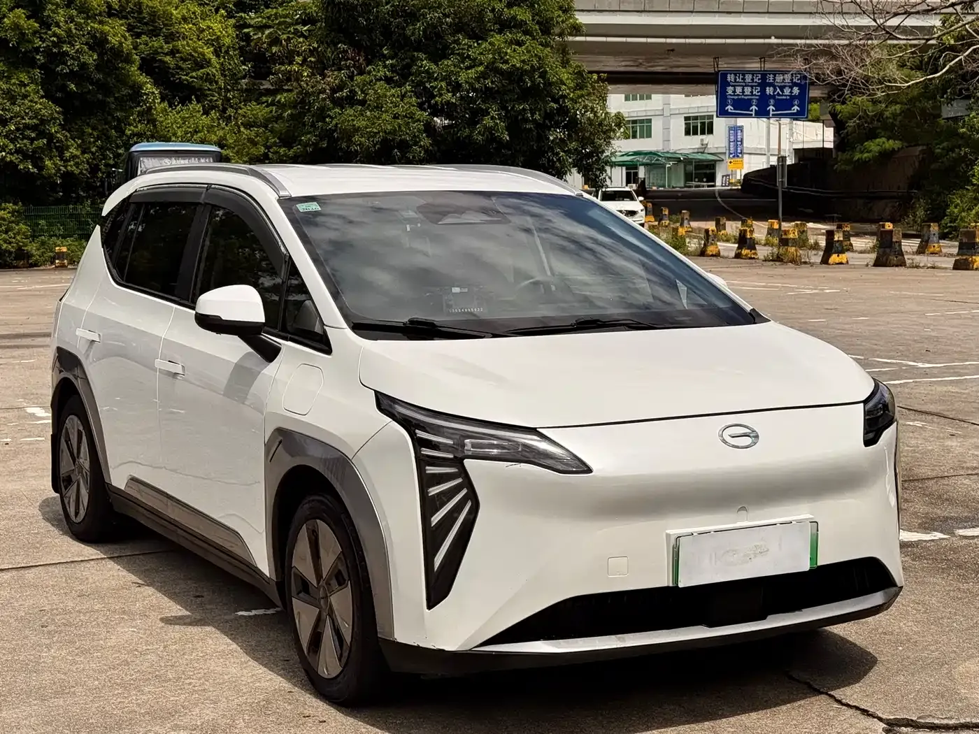 Aion Y Plus 510 Executive Enjoyment Edition 58.9kWh 2025 — фото 2