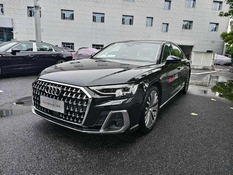 Audi A8 Model A8L 50 TFSI quattro Executive 2026