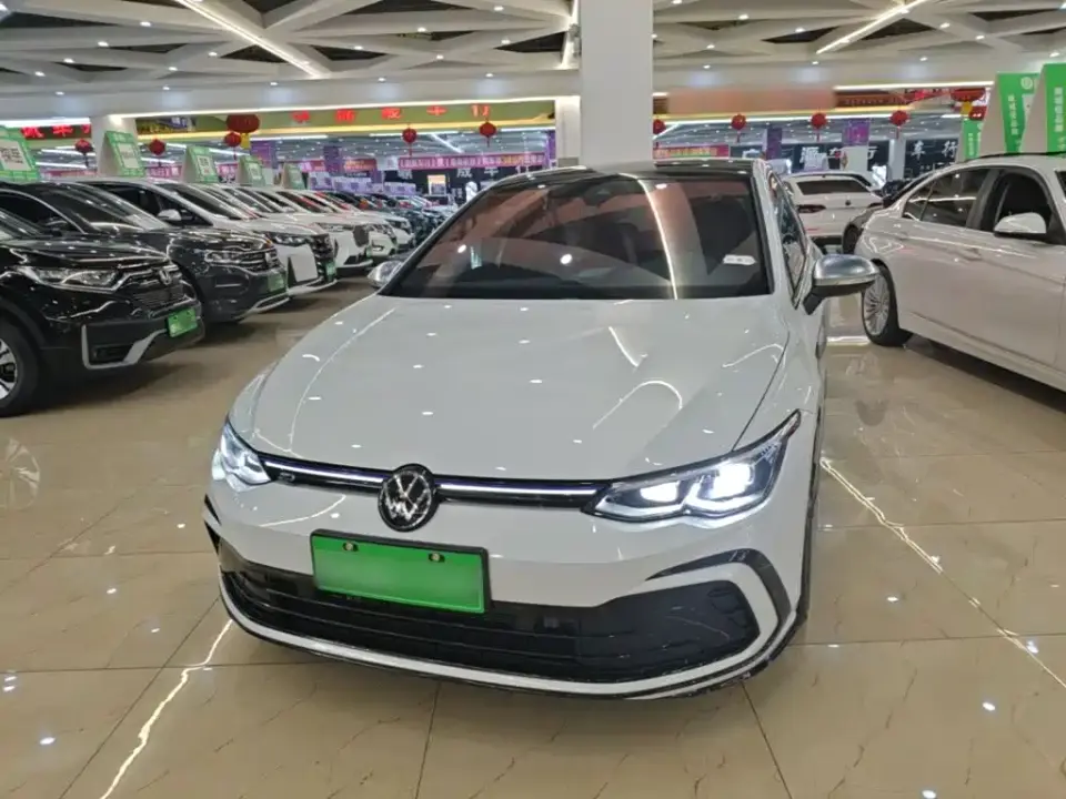 Volkswagen Golf Facelift 280TSI DSG R-Line 2024