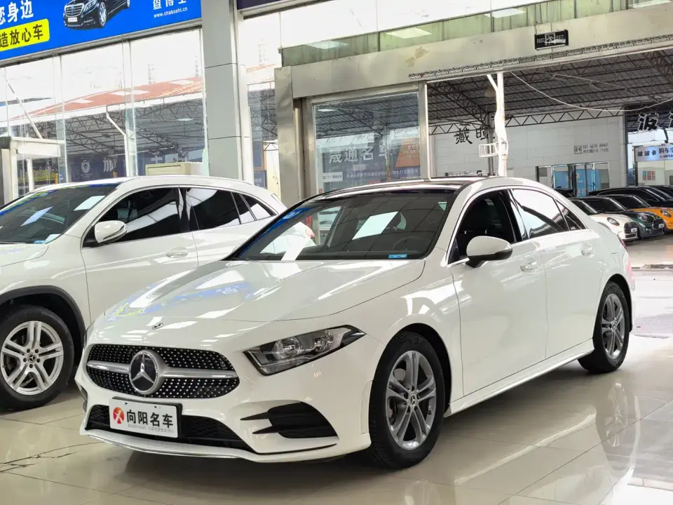 Mercedes-Benz A-Class A 180 L Sport Sedan 2022