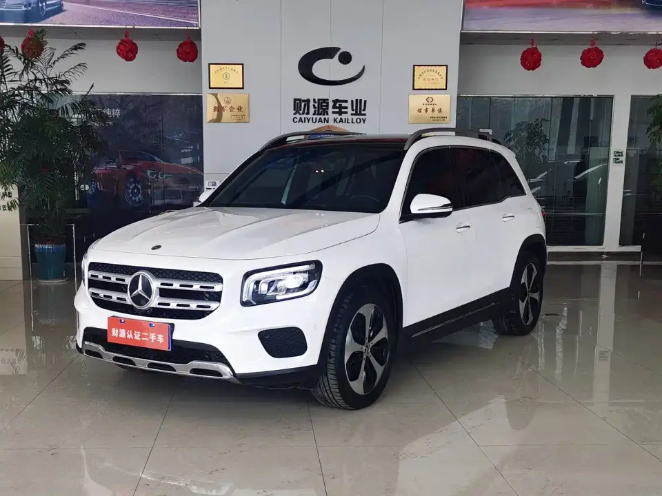 Mercedes-Benz GLB-Class Model GLB 200 Fashion Edition 2021