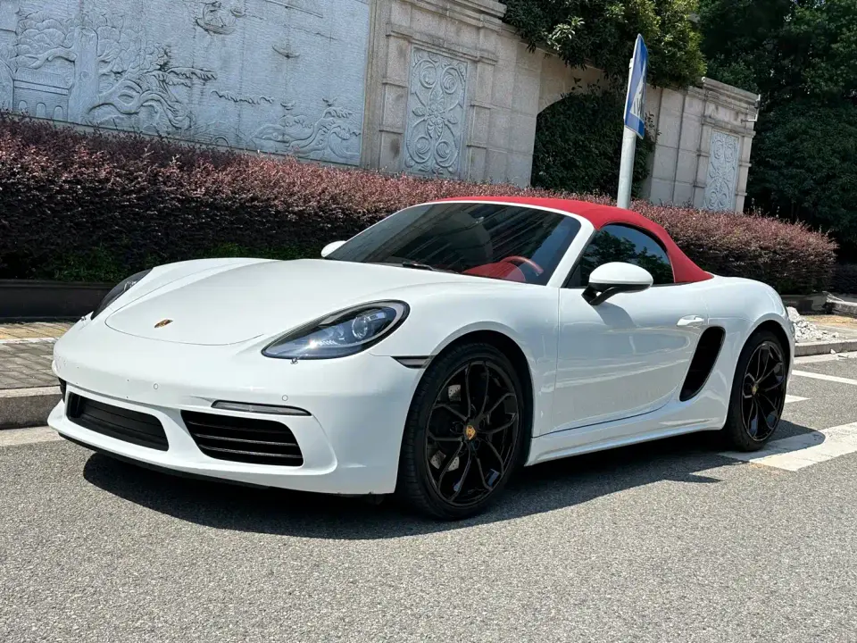 Porsche 718 Boxster Style Edition 2.0T 2024