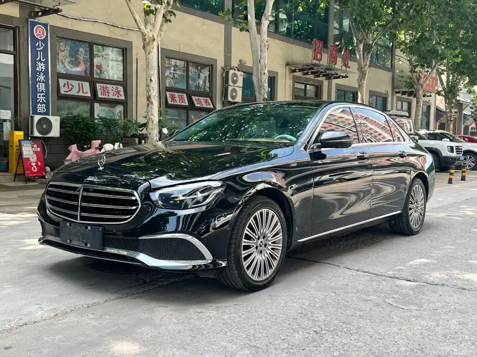 Mercedes-Benz E-Class Facelift E 300 L Luxury Style 2022