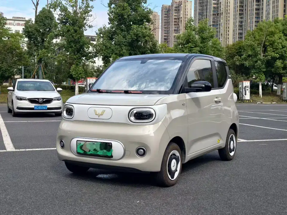 Wuling Motors Hongguang MINIEV 3rd Gen 215km Advanced 2025