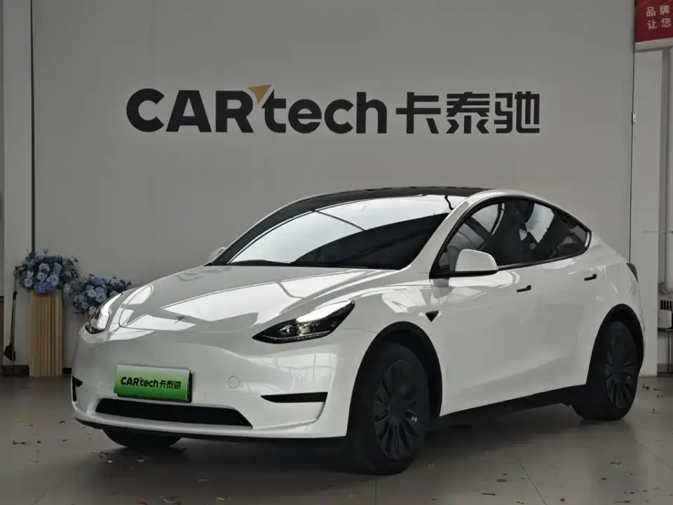 Tesla Model Y Facelift Rear-Wheel Drive Version 2023