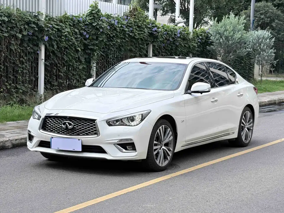 Infiniti Q50L 2.0T Leisure Edition 2023