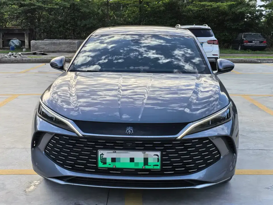 BYD Qin L DM-i 120KM Leading 2024