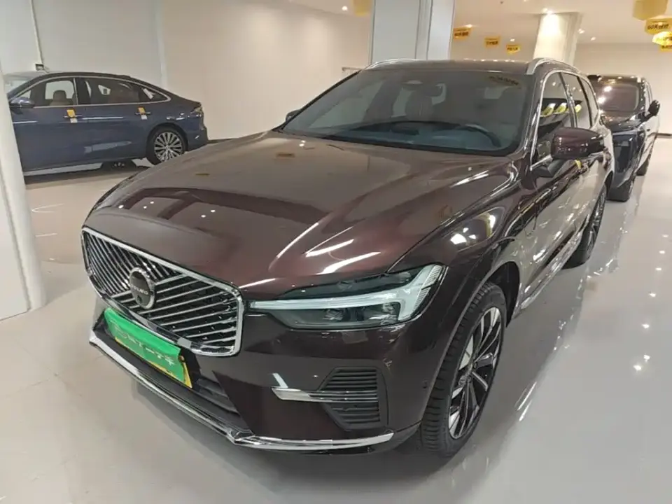 Volvo XC60 Plug-in Hybrid Plug-in Hybrid Long Range AWD Intelligent Premium Edition 2025