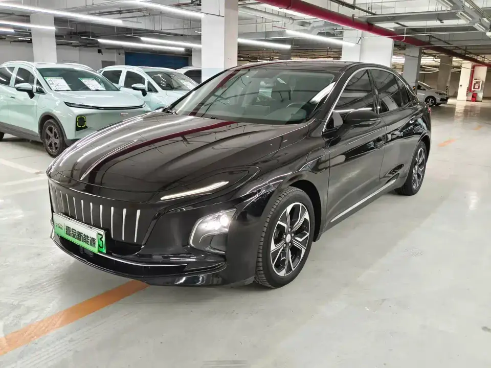 Hongqi E-QM5 Charging Flag Premium Edition 2021