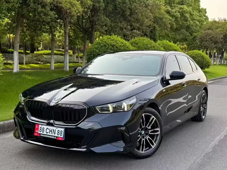 BMW 5 Series 525Li M Sport Package 2025