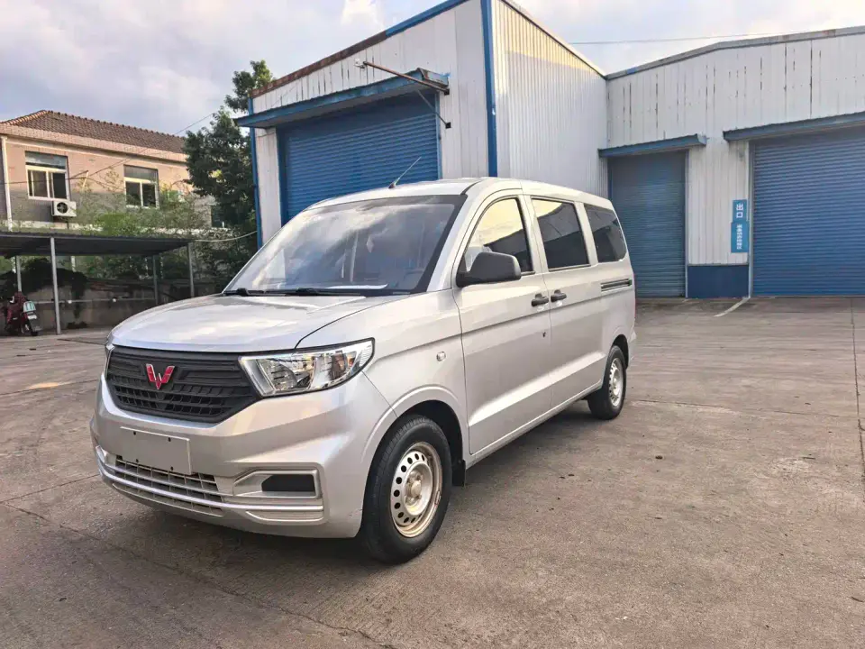 Wuling Motors Wuling Hongguang V 1.5L Dynamic Luxury Edition Hydraulic Power Steering LAR 2022